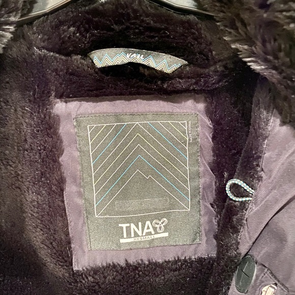 ❤️ TNA (Aritzia) ‘Vail’ Parka - Picture 7 of 10